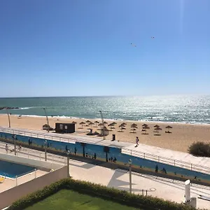 apartment-girasol-front-beach-quarteira-algarve.hotelaalgarve.com/